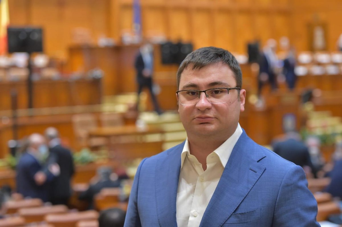 Arad deputat liberal Glad Varga