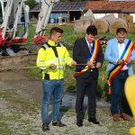 CJ Arad: au început săpăturile pentru realizarea rețelei de canalizare în comuna Livada