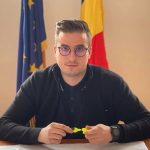 Brașov: Primarul Apafi Mihai Florin a prezentat lucrările de reabilitare a sălii de sport din incinta Colegiului Țara Bârsei din comuna Prejmer
