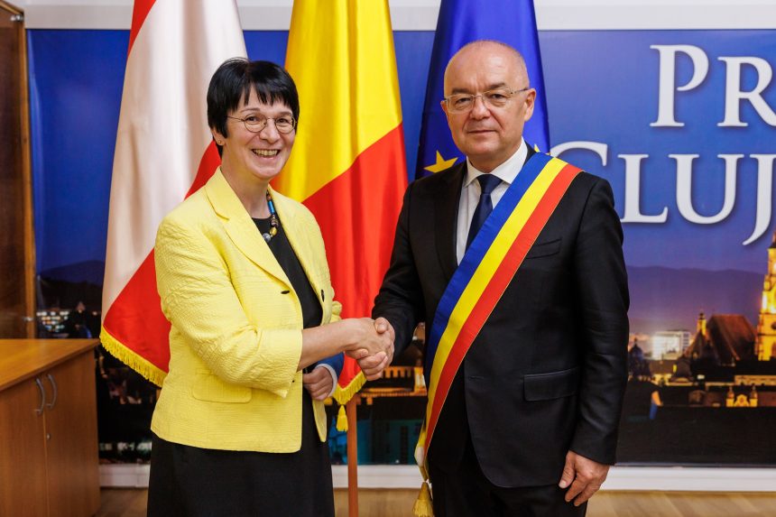 Primarul Emil Boc: Adelheid Folie, ambasadoarea Austriei, a efectuat o vizită de lucru la Primăria Cluj-Napoca