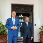 Președintele Klaus Iohannis a discutat despre nevoia unei cooperări politico-economice sporite cu Președintele Zanzibarului, Hussein Mwinyi