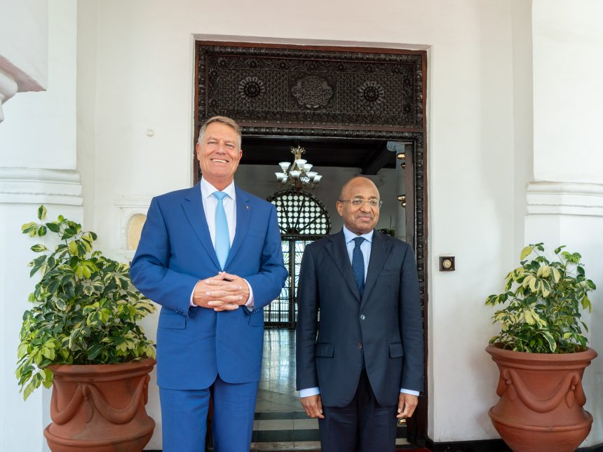 Președintele Klaus Iohannis a discutat despre nevoia unei cooperări politico-economice sporite cu Președintele Zanzibarului, Hussein Mwinyi