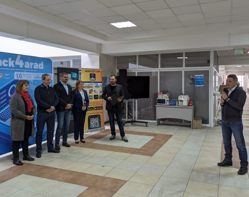 Arad: Primarul Călin Bibarț a vorbit la a doua ediție a hackathon-ului organizat de Universitatea „Aurel Vlaicu”